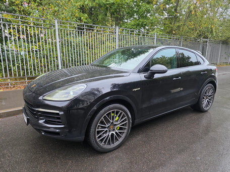 2021 Porsche Cayenne E-Hybrid Coupé III, чёрный, 9290000 рублей, вид 3