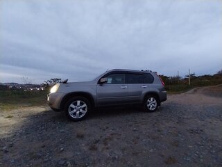 2008 Nissan X-Trail II, серый, 900000 рублей, вид 2