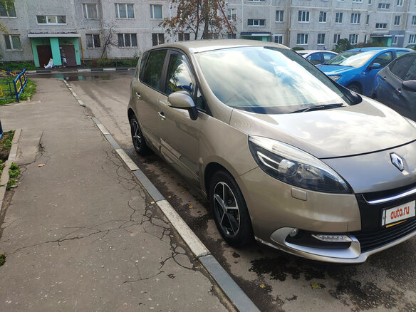 2012 Renault Scenic III Рестайлинг, бежевый - вид 3