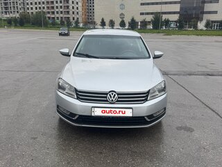2011 Volkswagen Passat B7, серебристый, 900000 рублей, вид 3