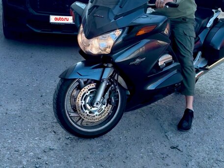 2006 Honda ST 1300, серый, 800000 рублей, вид 1