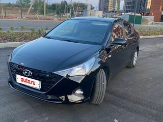 2022 Hyundai Solaris II Рестайлинг, чёрный, 2000000 рублей, вид 1