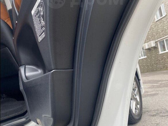 2013 Lexus LX 570 III Рестайлинг, белый, 4900000 рублей - вид 17