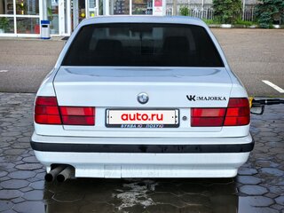 1992 BMW 5 серии 520i III (E34), белый, 305000 рублей, вид 3