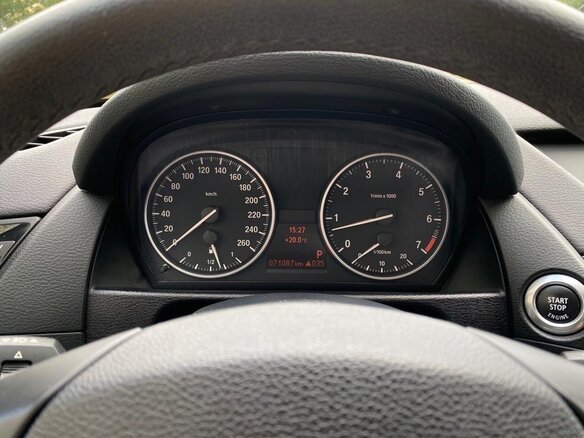 2013 BMW X1 18i I (E84) Рестайлинг, коричневый, 1470000 рублей - вид 9