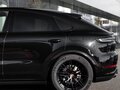 2026 Porsche Cayenne E-Hybrid Coupé III Рестайлинг, чёрный, 14990032 рублей - вид 4