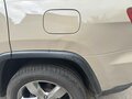 2011 Jeep Grand Cherokee IV (WK2), бежевый, 1400000 рублей - вид 4