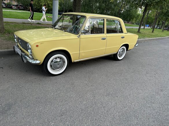 1975 Lada (ВАЗ) 2101, жёлтый, 350000 рублей