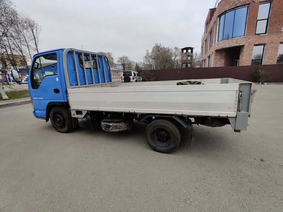 1993 Isuzu Elf (N-series), синий, 1500000 рублей - вид 3
