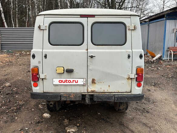 2013 УАЗ 3909, серебристый, 680000 рублей - вид 2