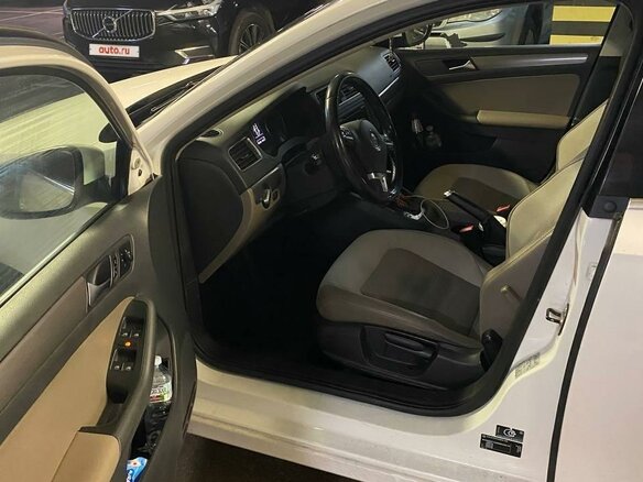 2012 Volkswagen Jetta VI, белый, 700000 рублей - вид 7