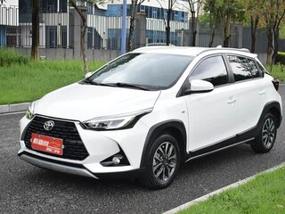 2023 Toyota Yaris L XP150 Рестайлинг, белый, 1180000 рублей, вид 1