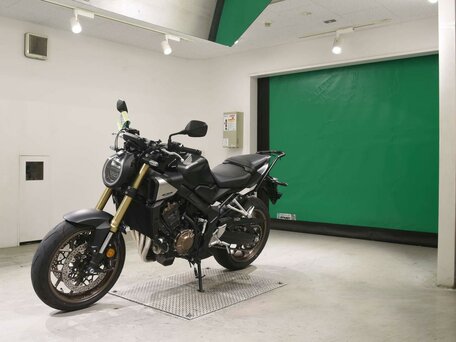 2024 Honda CB 650R, чёрный, 1077000 рублей, вид 4
