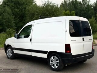 2005 Peugeot Partner, белый, 240000 рублей, вид 4