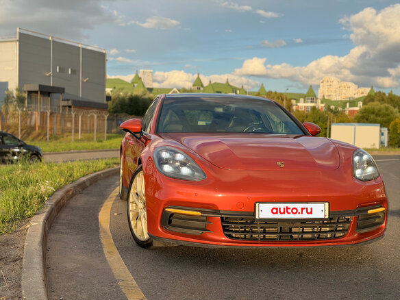 2020 Porsche Panamera 4 II, оранжевый, 8300000 рублей - вид 31