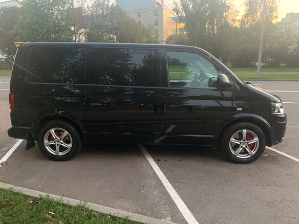 2011 Volkswagen Multivan T5 Рестайлинг, чёрный - вид 3