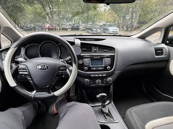 2014 Kia Ceed II, серый, 850000 рублей - вид 12