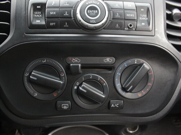 2015 Nissan Juke I Рестайлинг, фиолетовый, 1050000 рублей - вид 12