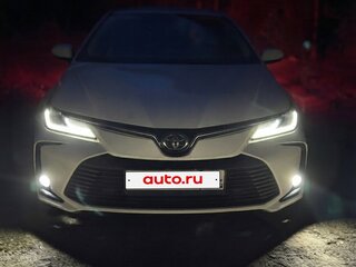 2021 Toyota Corolla XII (E210), белый, 2000000 рублей, вид 4