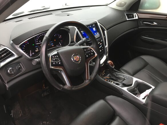 2013 Cadillac SRX II Рестайлинг, бежевый - вид 2