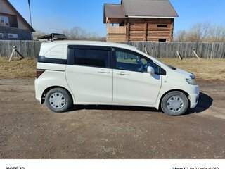 2010 Honda Freed Spike I Рестайлинг, белый, 1200000 рублей, вид 3
