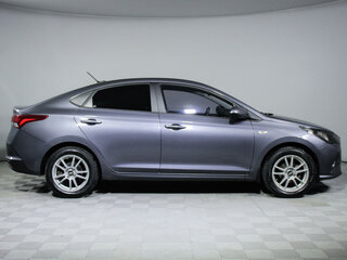 2022 Hyundai Solaris II Рестайлинг, серый, 1750000 рублей, вид 4