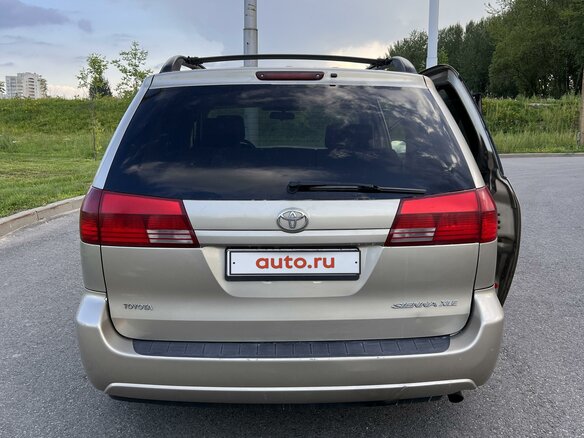 2005 Toyota Sienna II Рестайлинг, бежевый, 990000 рублей - вид 7