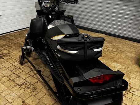 2011 BRP Ski-Doo MXZ Renegade X 800, чёрный, 700000 рублей, вид 3