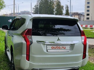 2017 Mitsubishi Pajero Sport III, белый, 2500000 рублей, вид 4