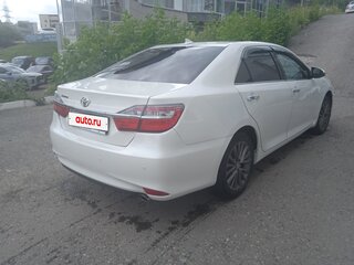 2018 Toyota Camry VII (XV50) Рестайлинг 2, белый, 2000000 рублей, вид 5