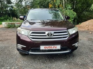 2011 Toyota Highlander II (XU40) Рестайлинг, красный, 1800000 рублей, вид 3
