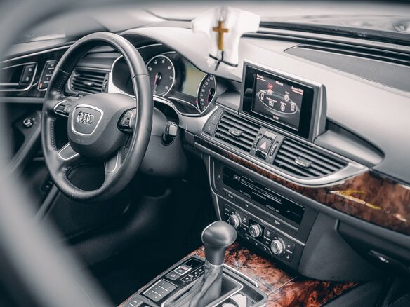 2012 Audi A6 IV (C7), чёрный, 1799990 рублей - вид 5