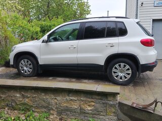 2013 Volkswagen Tiguan I Рестайлинг, белый, 950000 рублей, вид 4