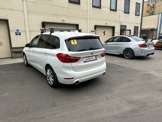 2018 BMW 2 серии Gran Tourer Gran Tourer 218d F46 Рестайлинг, белый, 1650000 рублей, вид 5