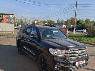 2016 Toyota Land Cruiser 200 Series Рестайлинг 2, чёрный, 7300000 рублей, вид 2