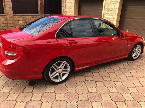 2012 Mercedes-Benz C-Класс 200 III (W204) Рестайлинг, красный - вид 3