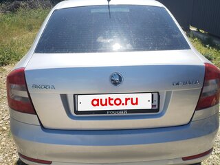 2009 Skoda Octavia II (A5) Рестайлинг, серебристый, 590000 рублей, вид 3