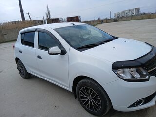2013 Renault Sandero II, белый, 800000 рублей, вид 3