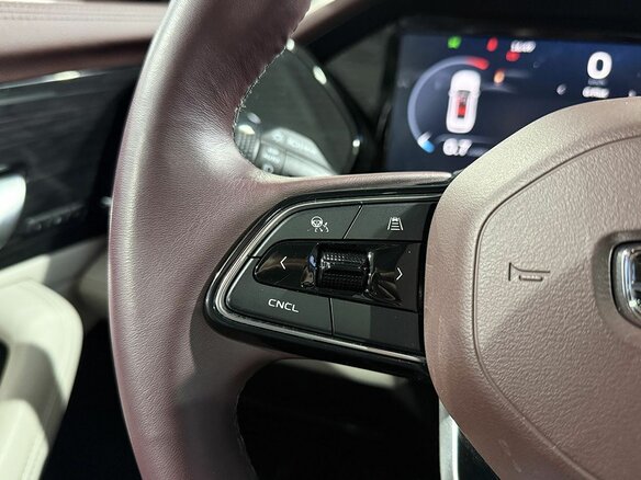 2022 Geely Monjaro I, серый, 3049000 рублей - вид 18