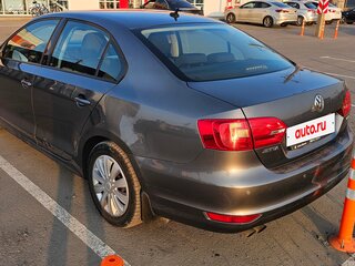 2011 Volkswagen Jetta VI, серый, 810000 рублей, вид 4