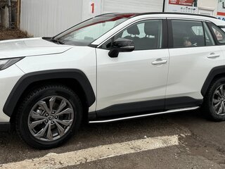 2023 Toyota RAV4 V (XA50), белый, 3995000 рублей, вид 3
