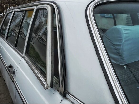 1981 Mercedes-Benz W123 Limousine 250 Long, белый, 1000000 рублей - вид 14