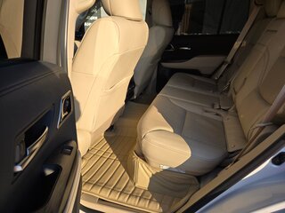 2021 Toyota Land Cruiser 300 Series, белый, 13200000 рублей, вид 5