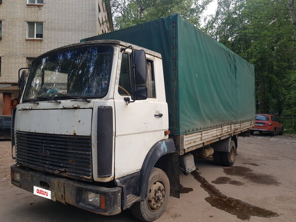 2004 МАЗ 4370, белый, 330000 рублей