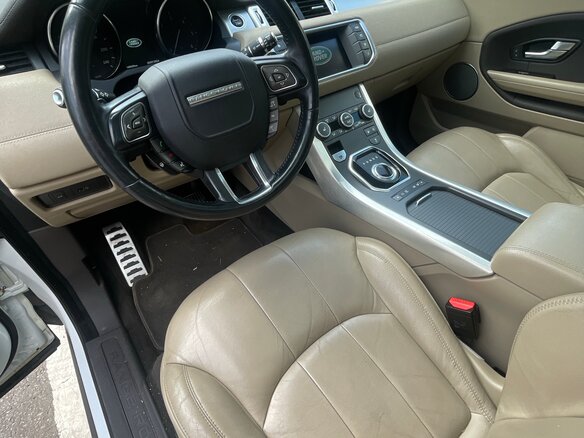 2017 Land Rover Range Rover Evoque I Рестайлинг, белый, 2050000 рублей - вид 9