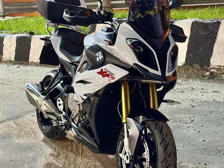2016 BMW S 1000 XR, белый, 900000 рублей, вид 2