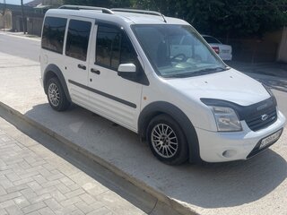 2011 Ford Tourneo Connect I Рестайлинг, белый, 650000 рублей, вид 4