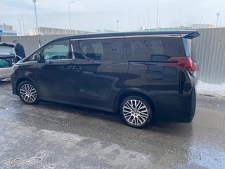 2016 Toyota Alphard III, чёрный, 4200000 рублей, вид 3