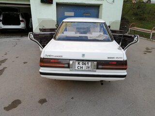 1985 Toyota Crown VII (S120), белый, 1430000 рублей, вид 4