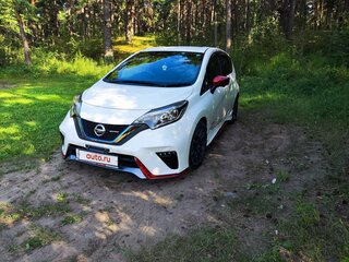 2017 Nissan Note Nismo e-Power II Рестайлинг, белый, 1400000 рублей, вид 1